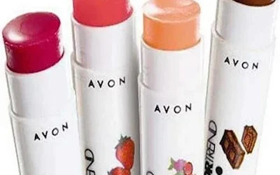 Batom com sabor Avon Color Trend